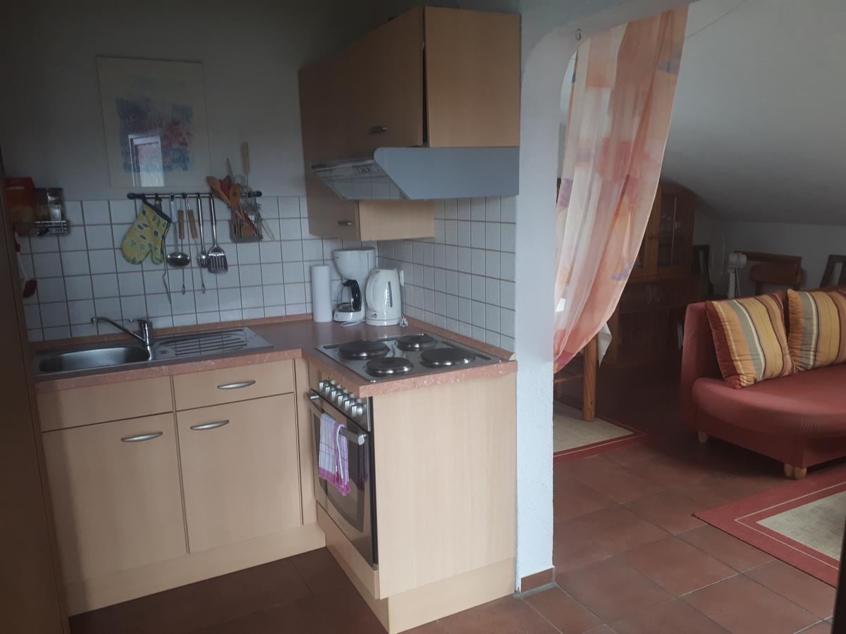 Apartment Evangeline Borsch *